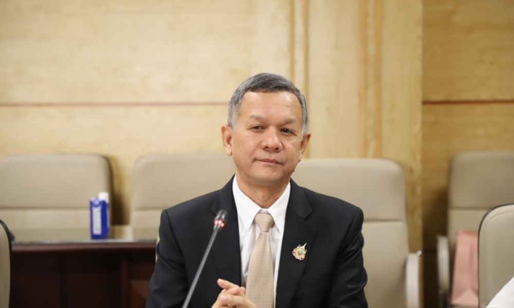 hợp tác y tế